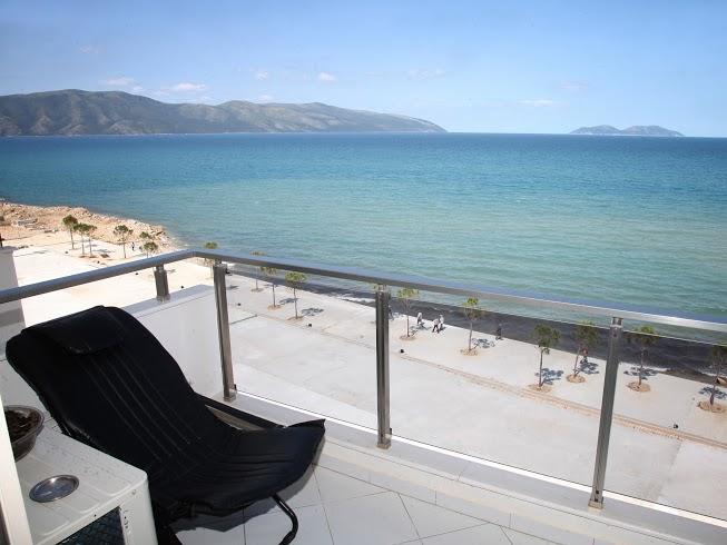 Martin Apartment Vlore Bagian luar foto