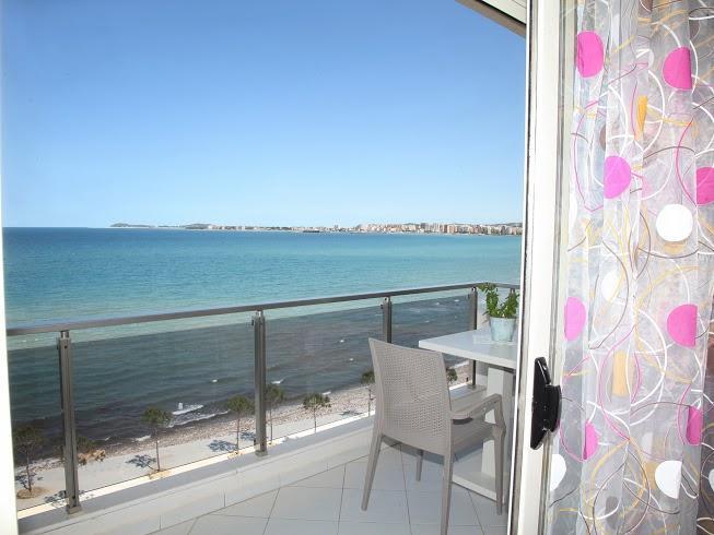 Martin Apartment Vlore Bagian luar foto