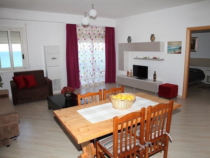 Martin Apartment Vlore Bagian luar foto